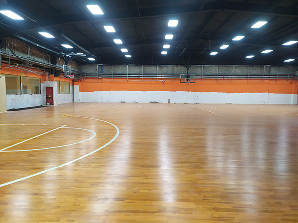 江苏南京企业篮球馆木地板案例